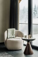 Crystal Pine Spa - LoftAffair Collection