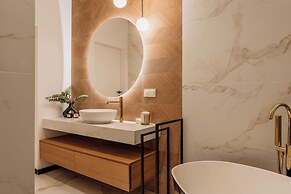 Crystal Pine Spa - LoftAffair Collection