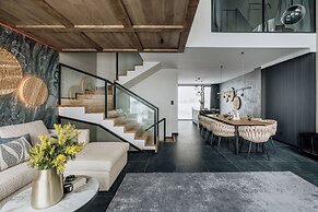 Crystal Pine Spa - LoftAffair Collection