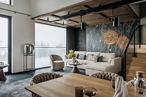 Crystal Pine Spa - LoftAffair Collection