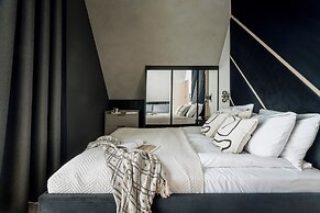 Crystal Pine Spa - LoftAffair Collection