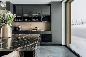 Crystal Pine Spa - LoftAffair Collection