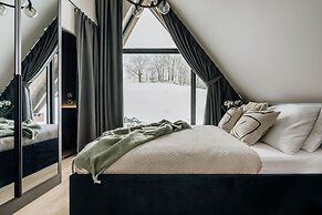 Crystal Pine Spa - LoftAffair Collection