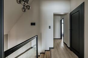 Crystal Pine Spa - LoftAffair Collection