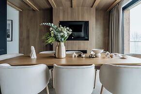 Crystal Pine Spa - LoftAffair Collection