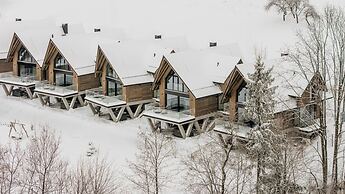 Crystal Pine Spa - LoftAffair Collection