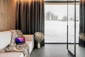 Crystal Pine Spa - LoftAffair Collection