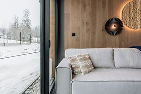 Crystal Pine Spa - LoftAffair Collection