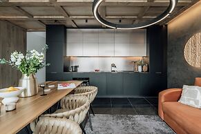 Crystal Pine Spa - LoftAffair Collection