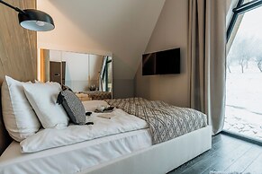 Crystal Pine Spa - LoftAffair Collection