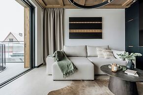 Crystal Pine Spa - LoftAffair Collection