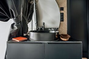 Crystal Pine Spa - LoftAffair Collection