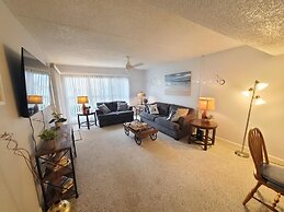 Tradewinds 151 1 Bedroom Condo