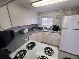 Tradewinds 151 1 Bedroom Condo