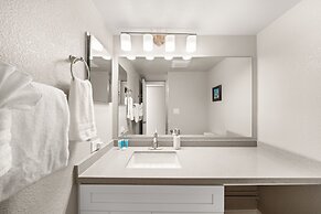 Kamaole Sands 5-208 1 Bedroom Condo