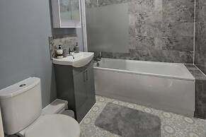 Northampton Cozy Apartment Retreat
