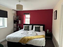 2br-sleeps6-parking-petsok-balcony-countryside