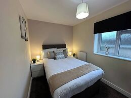 2br-sleeps6-parking-petsok-balcony-countryside