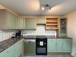 2br-sleeps6-parking-petsok-balcony-countryside