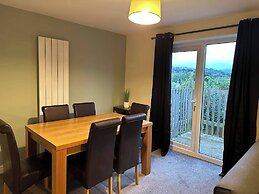 2br-sleeps6-parking-petsok-balcony-countryside