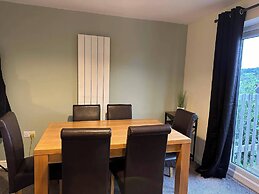 2br-sleeps6-parking-petsok-balcony-countryside