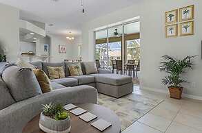 Family Friendly - Private Pool - Sleeps 10