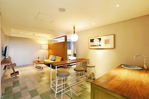 Tijili Hotel Seminyak