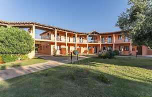 Il Mirto Appartamenti, Ac e Wifi, Gallura