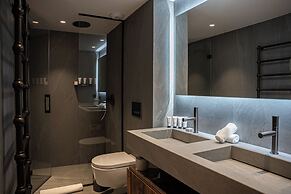 Silverstone by Alpine Resorts