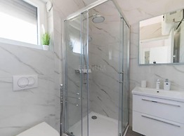 Villa Sunset With Outdoor Pool