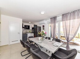 Villa Sunset With Outdoor Pool