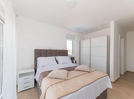 Villa Sunset With Outdoor Pool