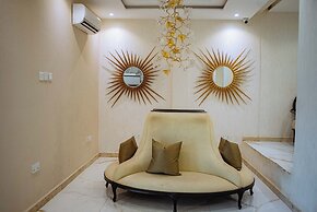 Check Inn Hotels Apo