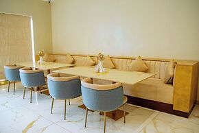 Check Inn Hotels Apo