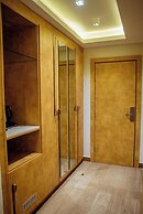 Check Inn Hotels Apo