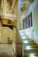 Check Inn Hotels Apo