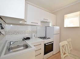 Classy and Modern Old Town Quarter Apartment