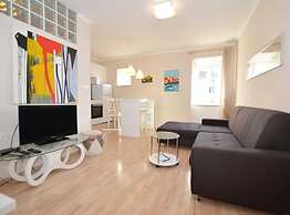 Classy and Modern Old Town Quarter Apartment