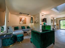 Radiant and Secluded Villa With Pool