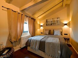 Radiant and Secluded Villa With Pool