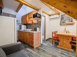 Sleek and Stylish Umag Apartments With Sea View