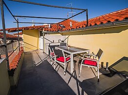 Sleek and Stylish Umag Apartments With Sea View