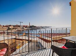 Sleek and Stylish Umag Apartments With Sea View