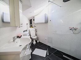 Sleek and Stylish Umag Apartments With Sea View