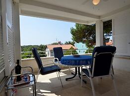 Comfortable and Sunny Rovinj Apartment