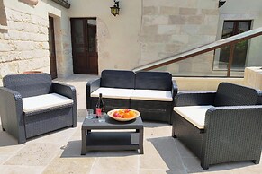 Corte San Giorgio Boutique apt With Airco