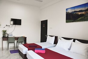 The Regent Grand Hotel - Galle Face