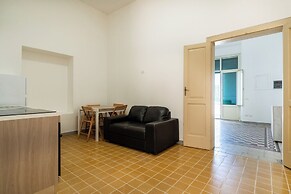 The Sea Outside Apartments