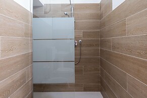 The Sea Outside Apartments