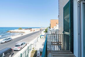 The Sea Outside Apartments